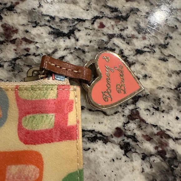 Dooney & Bourke Alphabet Scribble Wristlet Y2K - Picture 4 of 5